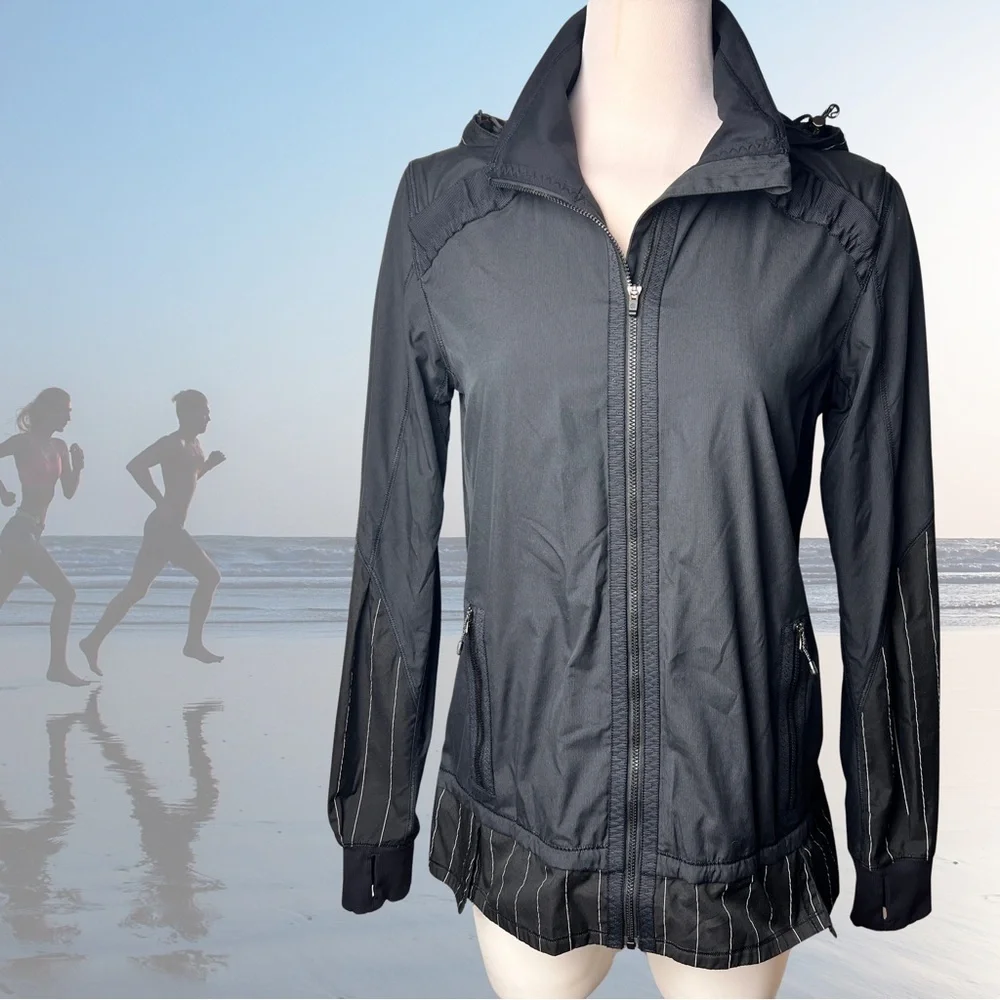 Lululemon Athletica Black Hustle Run Jacket | Removable Hood | Women’s Size 8